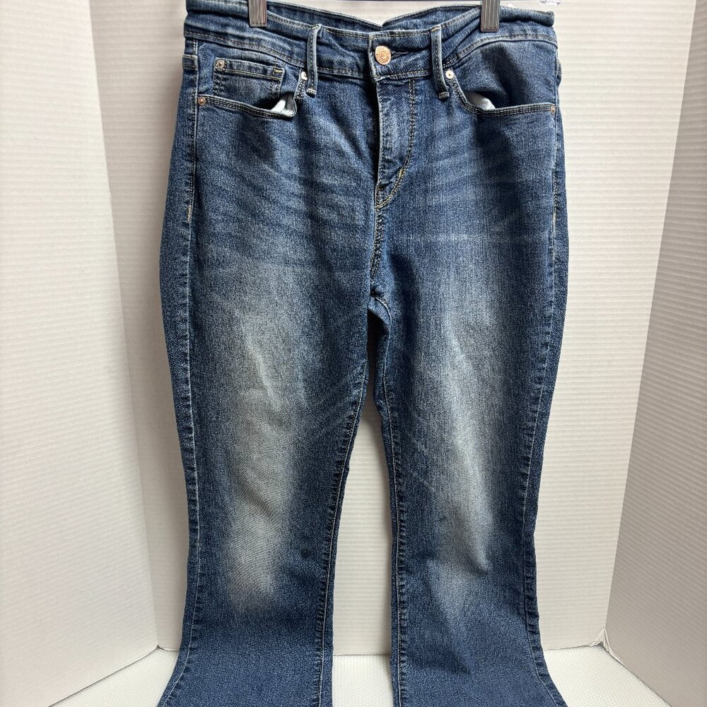 Women's Signature Levi Strauss Mid-Rise Boot Cut - Size 10M 30x32 - 1507